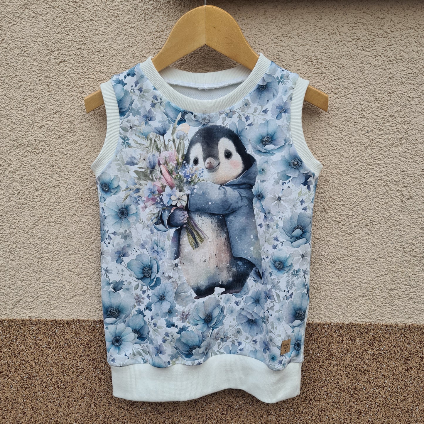 Vesta z teplákoviny s panelom vpredu- tučniak