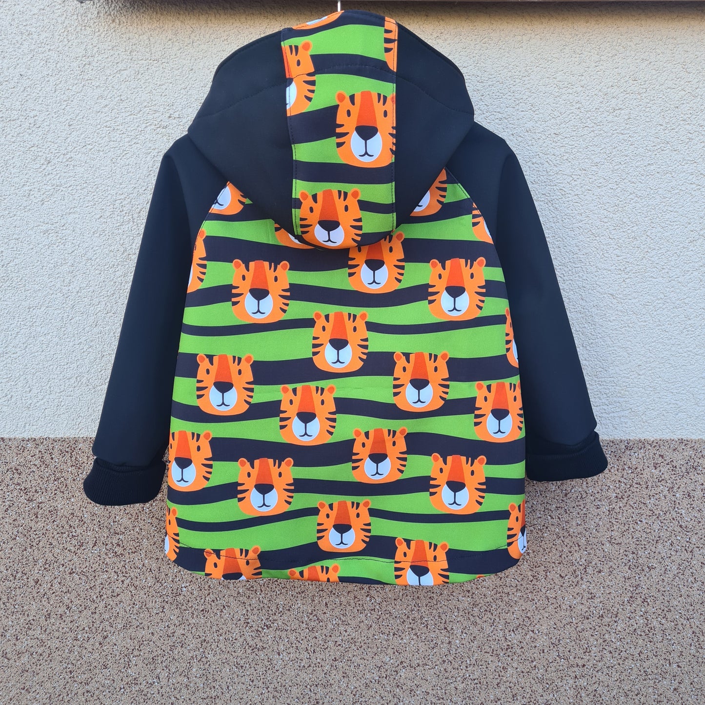 Softshellová bunda- tigrík