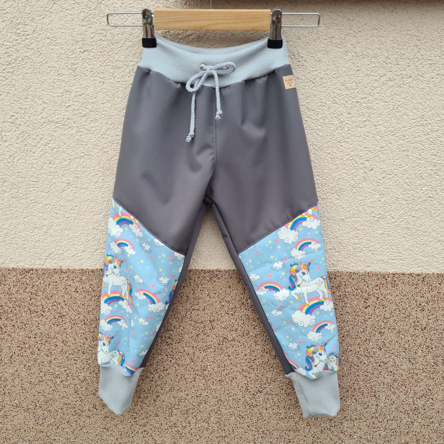 Softshellové nohavice s barančekom- jednorožci