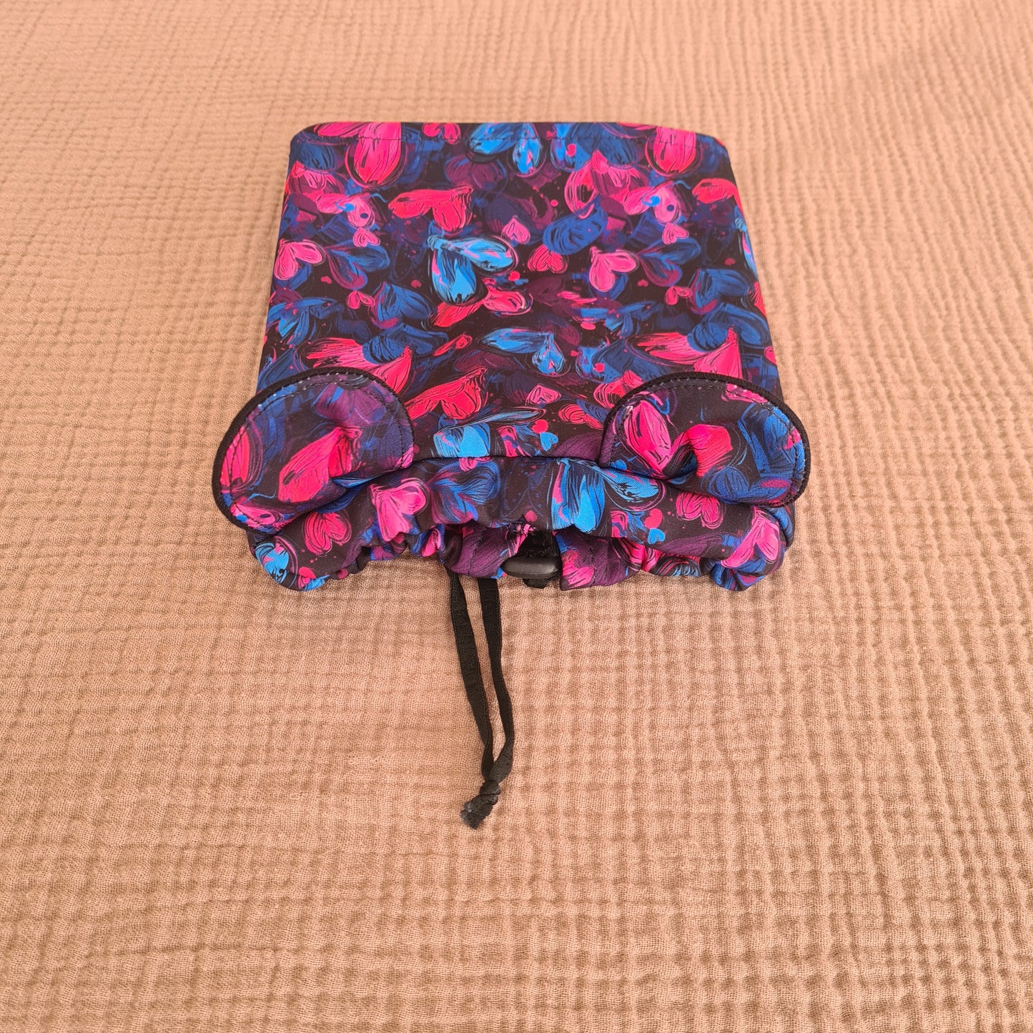 snood zo softshellu, vzor srdiečka